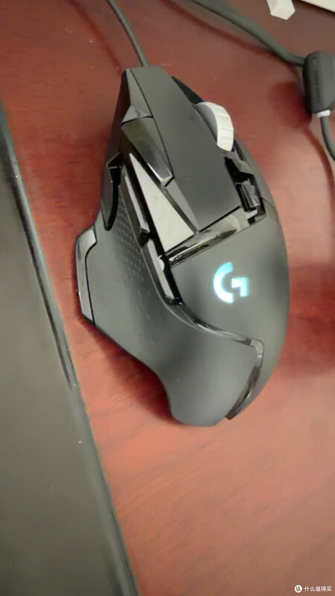 罗技G502 HERO：大手玩家的电竞首选