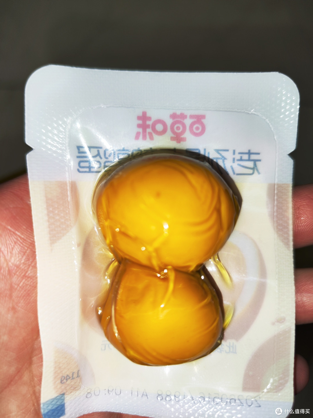 百草味老汤慢卤鹌鹑蛋口感不错