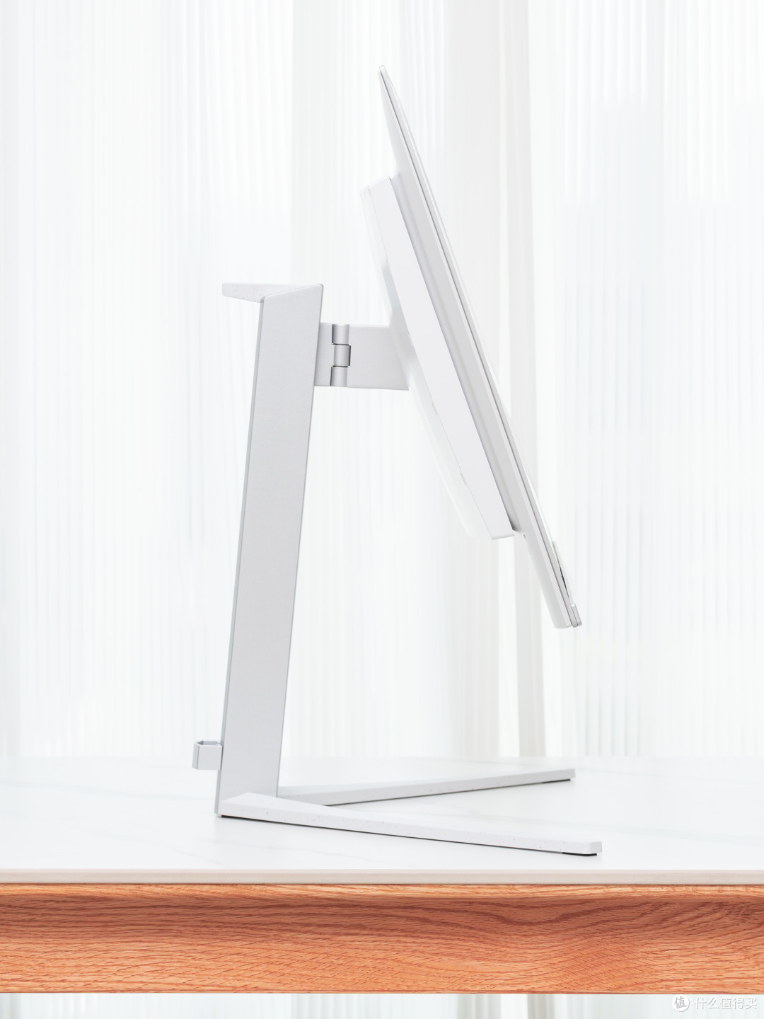 4K/240Hz + DP2.1 + AR3.0 黑透屏,618显示器推荐-EVNIA 弈威天王星