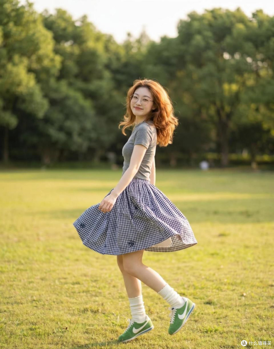 夏天穿半身裙怎么选上衣?照搬照抄这几款衣服,休闲、通勤全搞定