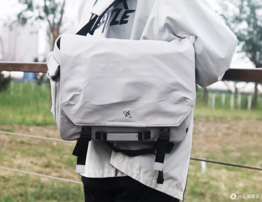 实测|兼顾颜值与实用性!光影行星盖亚相机包,出行拍照不狼狈