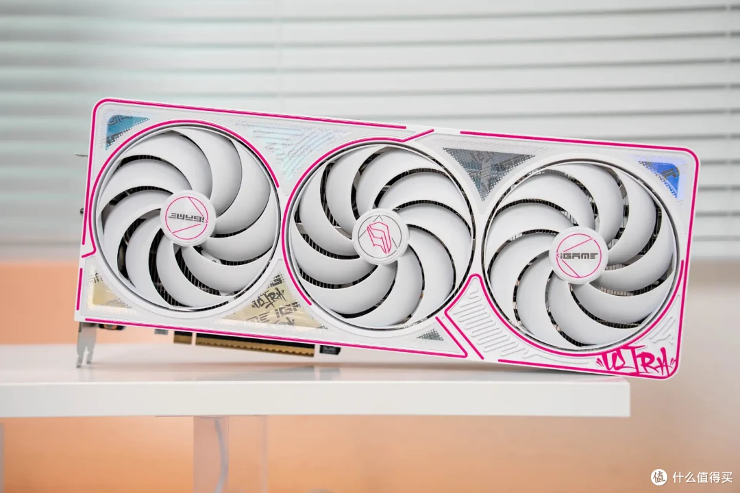 单内存条也能愉快玩耍？技嘉X870E X3D电竞冰雕主板实测
