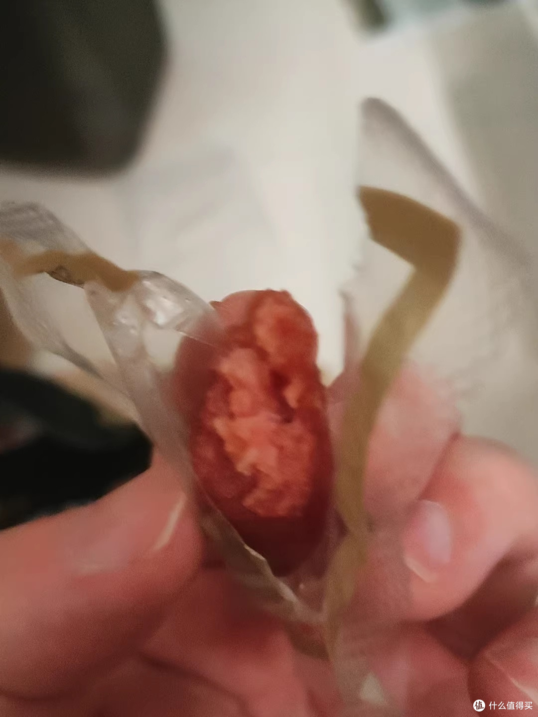 深夜看球的默契搭档——良品铺子迷你小香肠