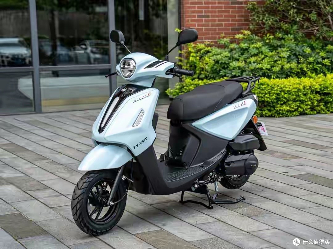 ABS+TCS加持,2026款飞鹰优优YOYO通勤踏板½巧格i,售价3980元起
