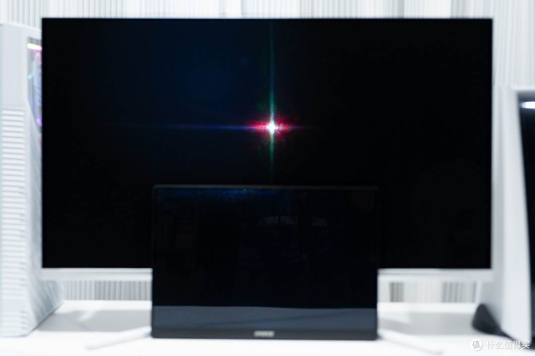 4K/240Hz + DP2.1 + AR3.0 黑透屏,618显示器推荐-EVNIA 弈威天王星