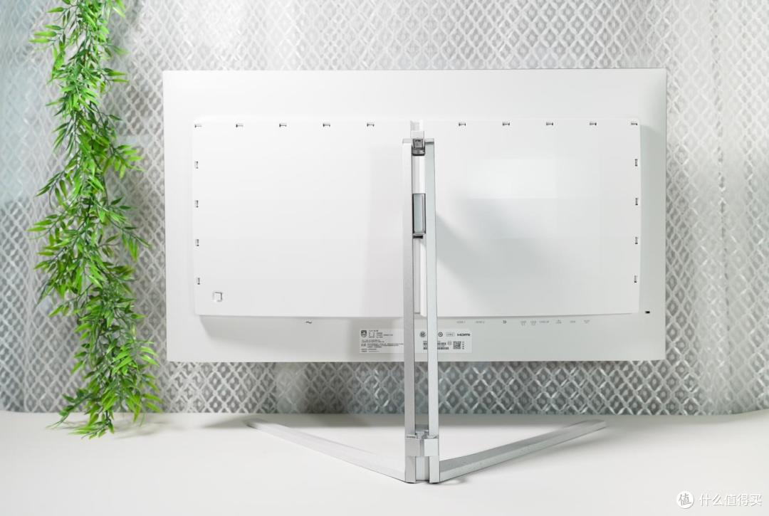 32英寸4K QD-OLED旗舰登场!EVNIA弈威天王星32M2N8900X,618显示器推荐