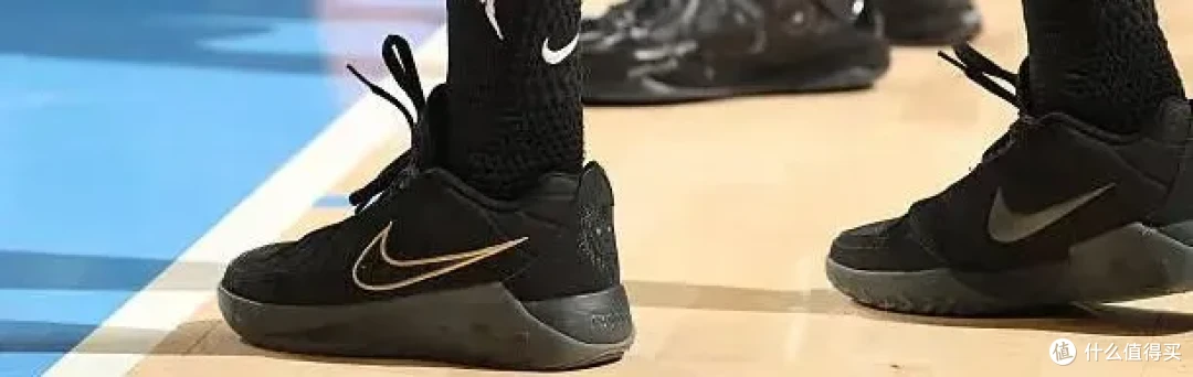 【NBA每日上脚】紫色的AJ最有韵味?日落东单不服!