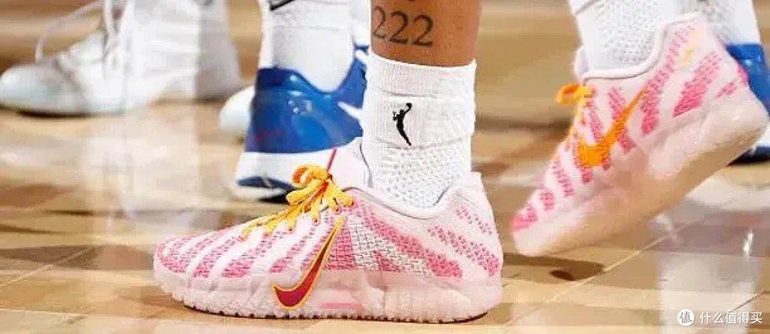 【NBA每日上脚】紫色的AJ最有韵味?日落东单不服!
