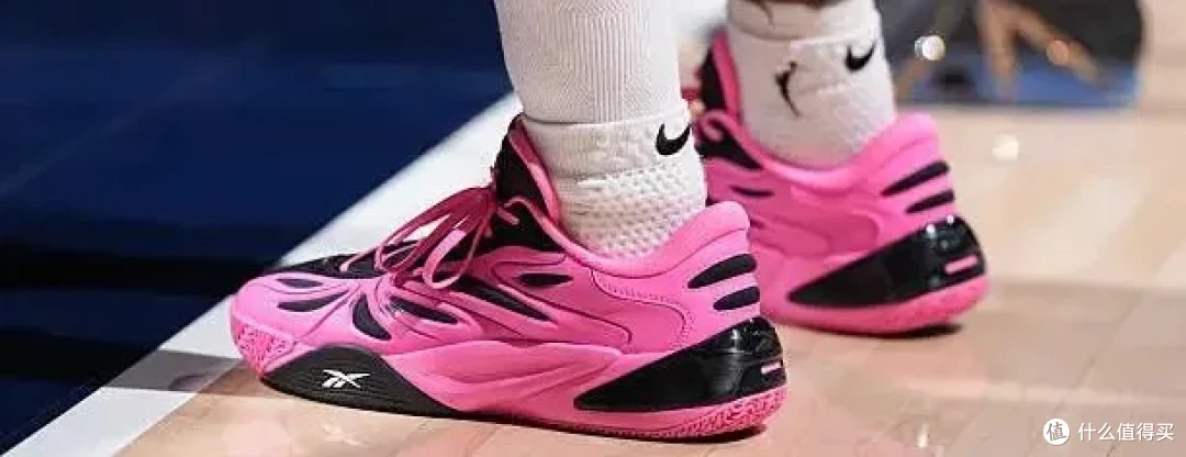 【NBA每日上脚】紫色的AJ最有韵味?日落东单不服!