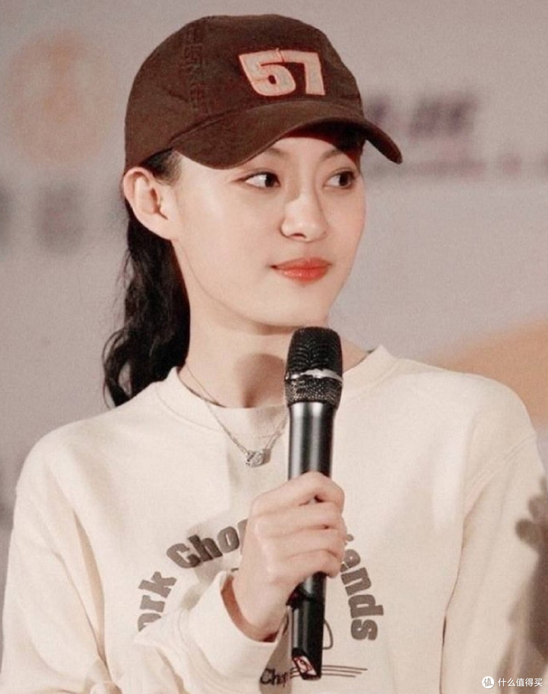 听我一句劝,不要小看棒球帽!不管20岁还是50岁,戴上都洋气减龄