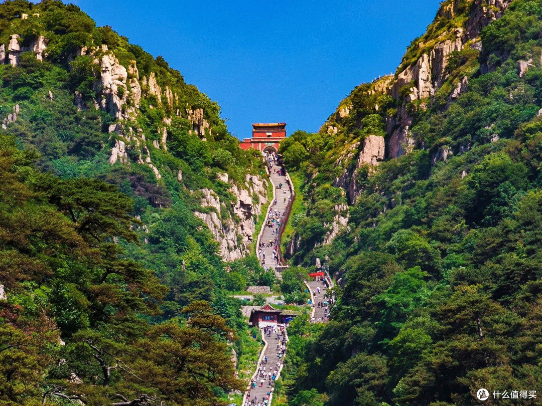 泰山登山攻略:路线与住宿