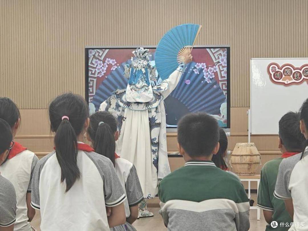 从非遗传承到数字赋能，成都艺术课改的“迭新”实践