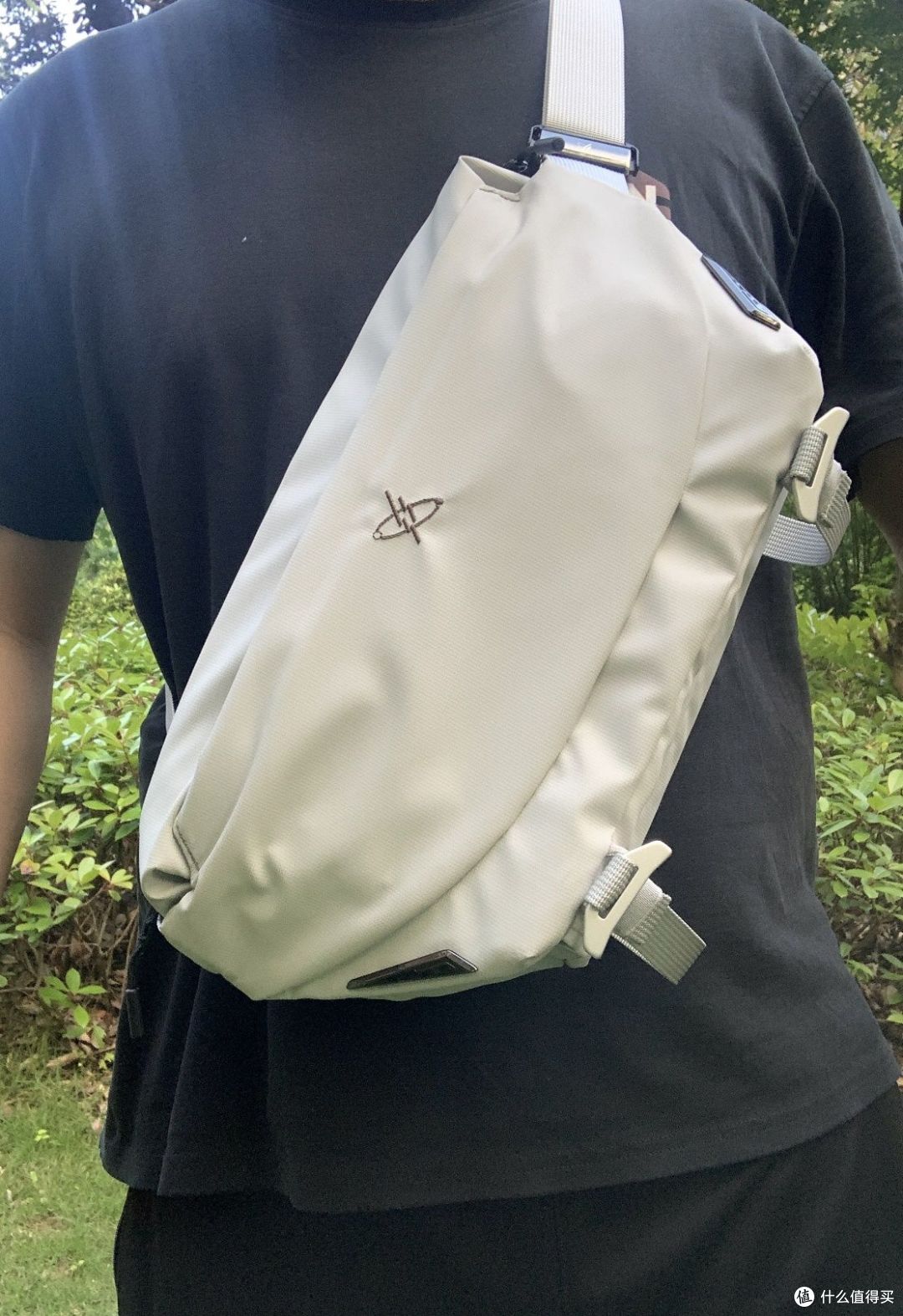 原来摄影包也能当日常包?我挖到通勤宝藏了