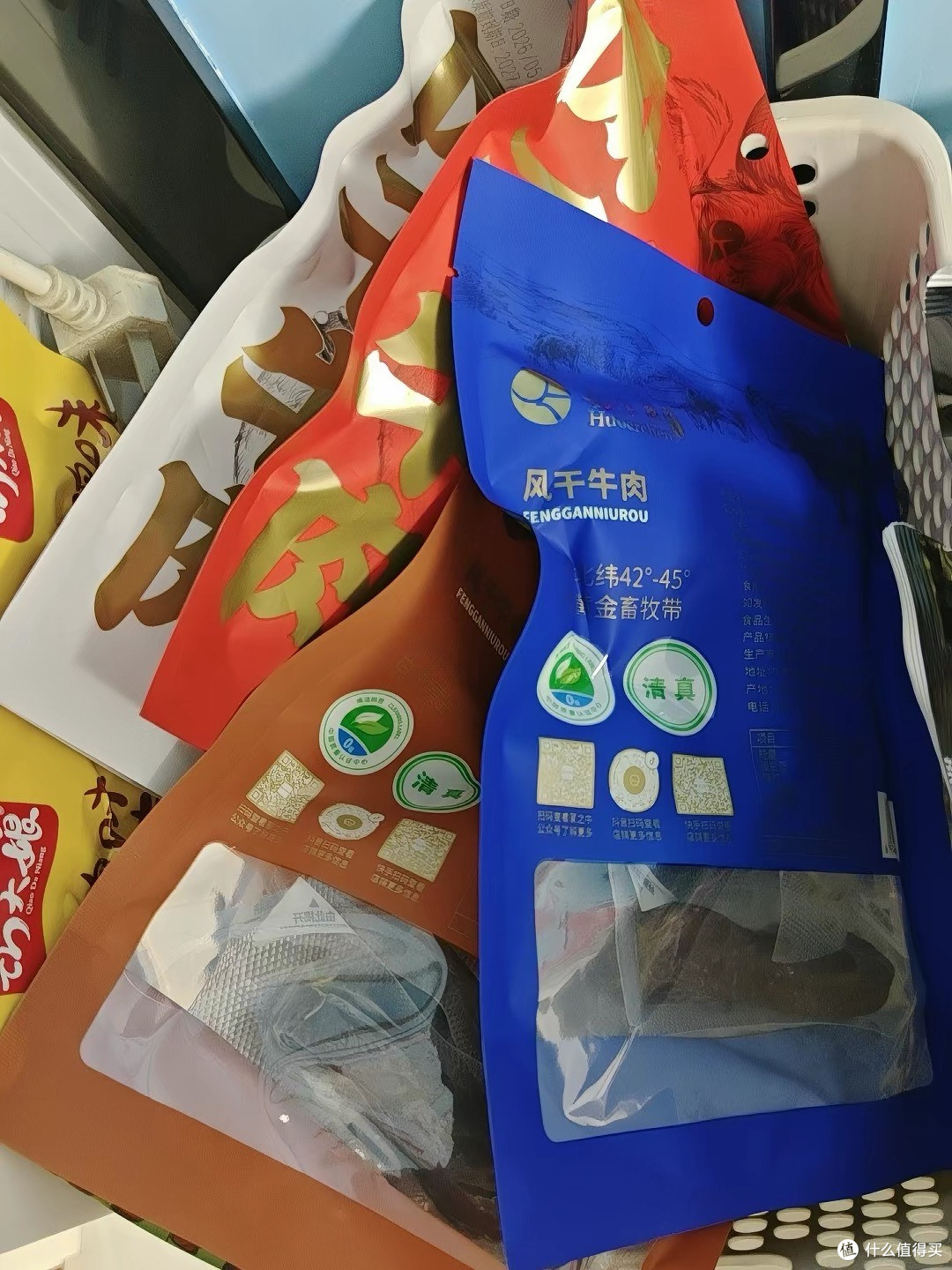 熬夜看球的解馋搭子：豁尔臣风干牛肉干，真牛肉才撑得住下半场