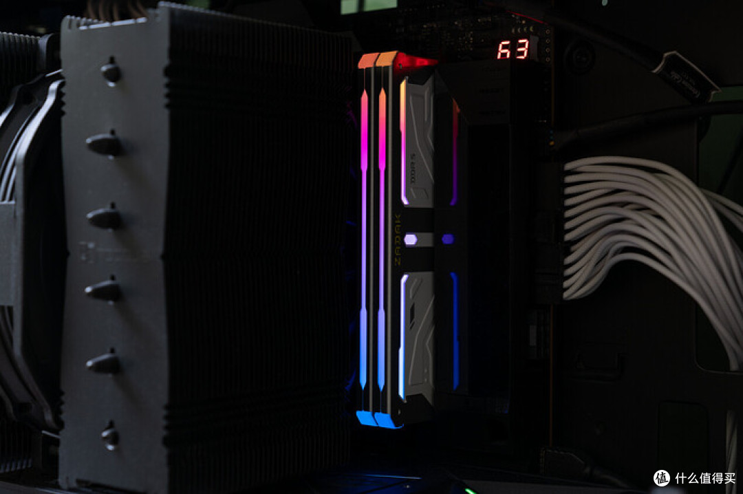 ZADAK Spark RGB DDR5 6000MHz CL40（16GB×2）内存套装 评测