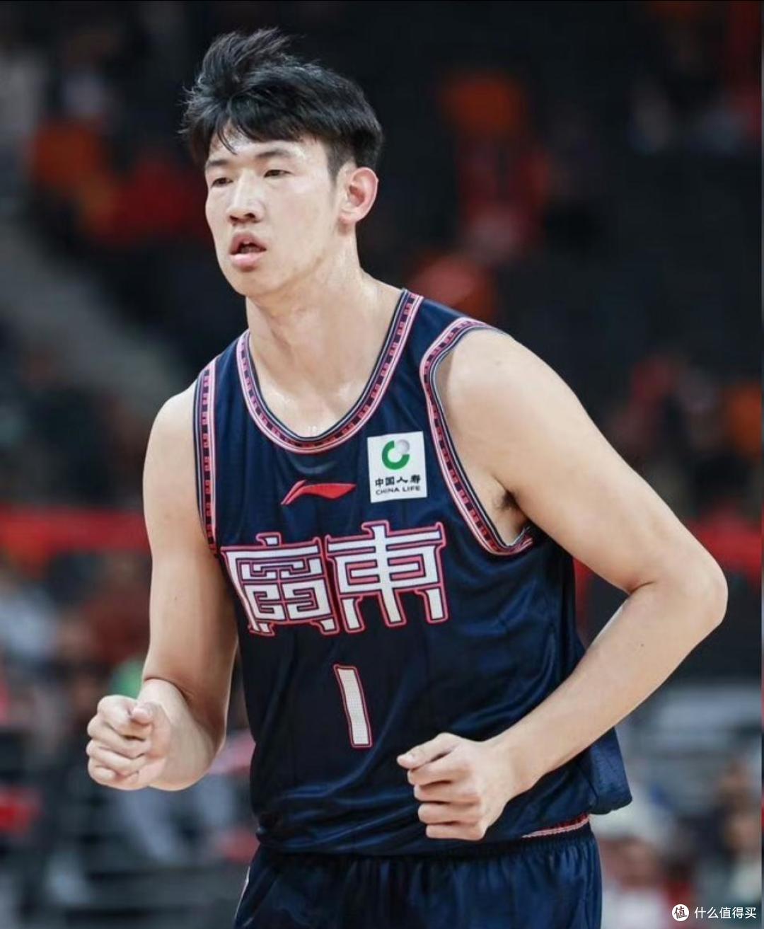 黄明依也开始努力训练,能顶替王少杰吗?或被租借出去获得锻炼