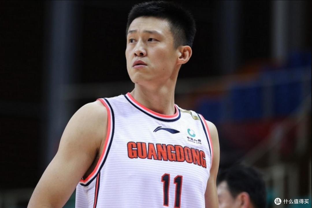 周鹏合同到期，会回广东宏远吗？将会和家人商量是否继续打球