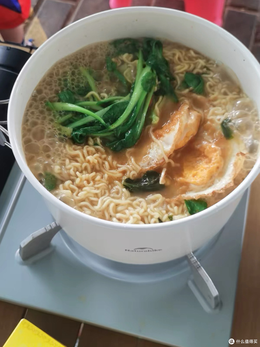挪客春生套锅:露营炊具新选择