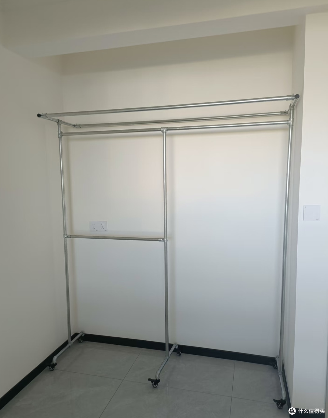 全屋定制要几千？超低成本DIY双排衣柜，实用度和性价比拉满