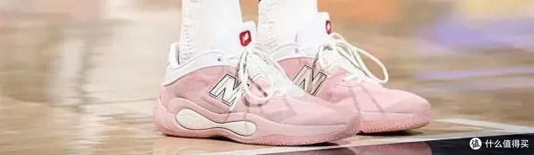 【NBA每日上脚】伦纳德都没这待遇？布林克专属PE美疯了