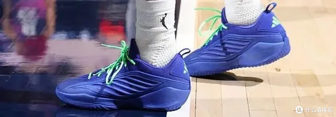 【NBA每日上脚】伦纳德都没这待遇？布林克专属PE美疯了