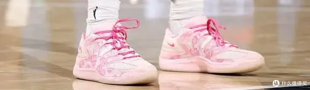 【NBA每日上脚】伦纳德都没这待遇？布林克专属PE美疯了