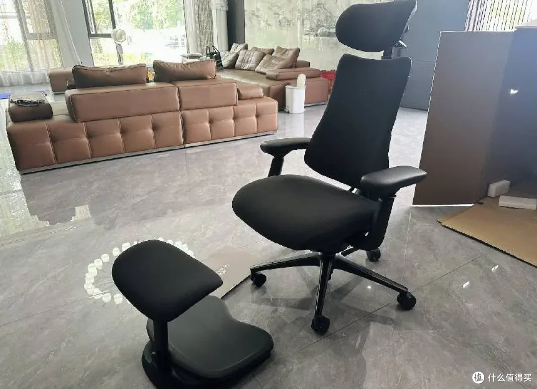 清闲动态人体工学椅OC1 Pro：重构人机交互，让创作越坐越Pro