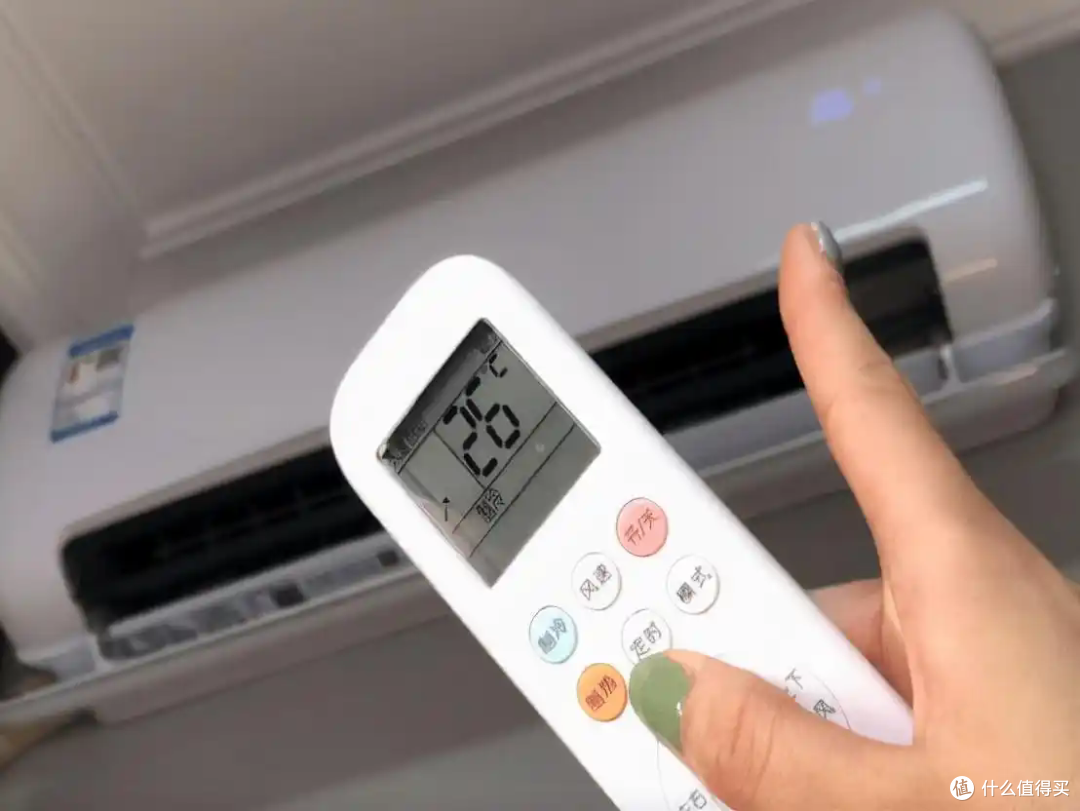 空调开26℃,为什么会有一股“酸臭味”?