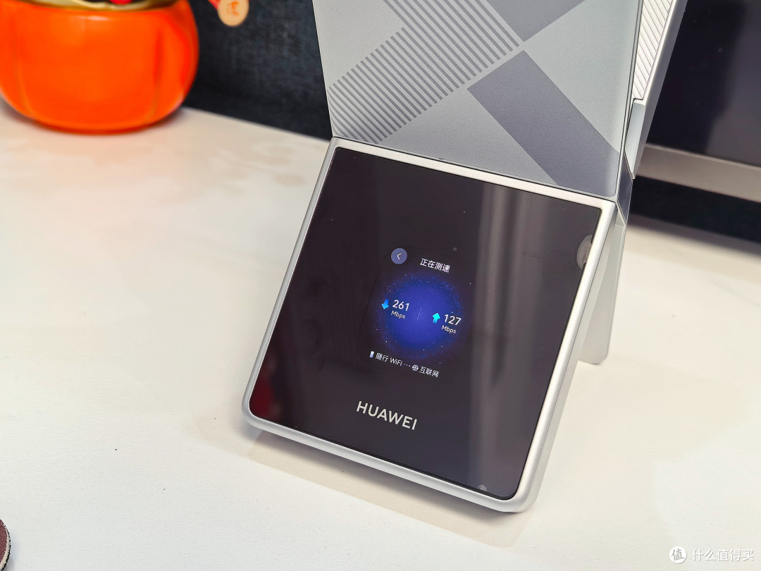 别再手机开热点了!华为随行WiFi X网速快10倍,户外直播续命神器