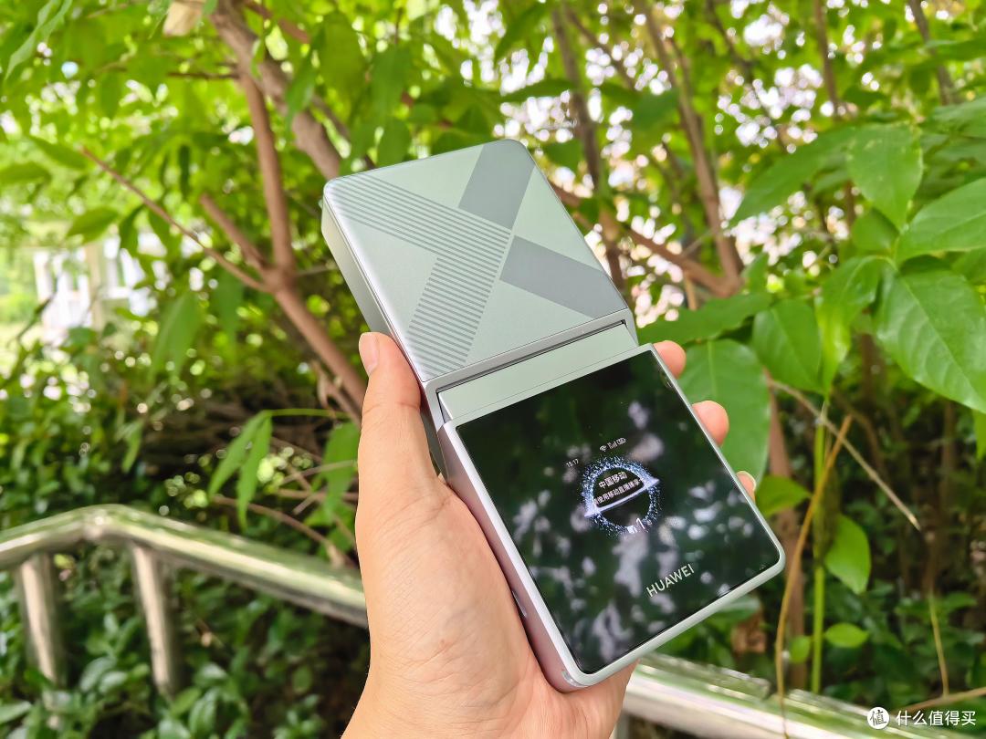别再手机开热点了!华为随行WiFi X网速快10倍,户外直播续命神器
