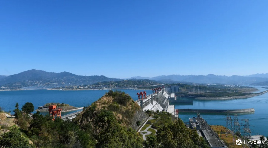 三峡观景:九间房民宿,推窗就是大坝的震撼