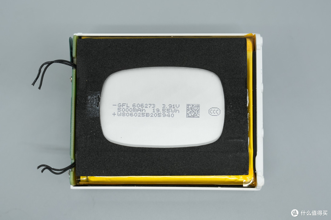 连央视都点赞的移动电源,深度拆解OPPO 120W闪充移动电源