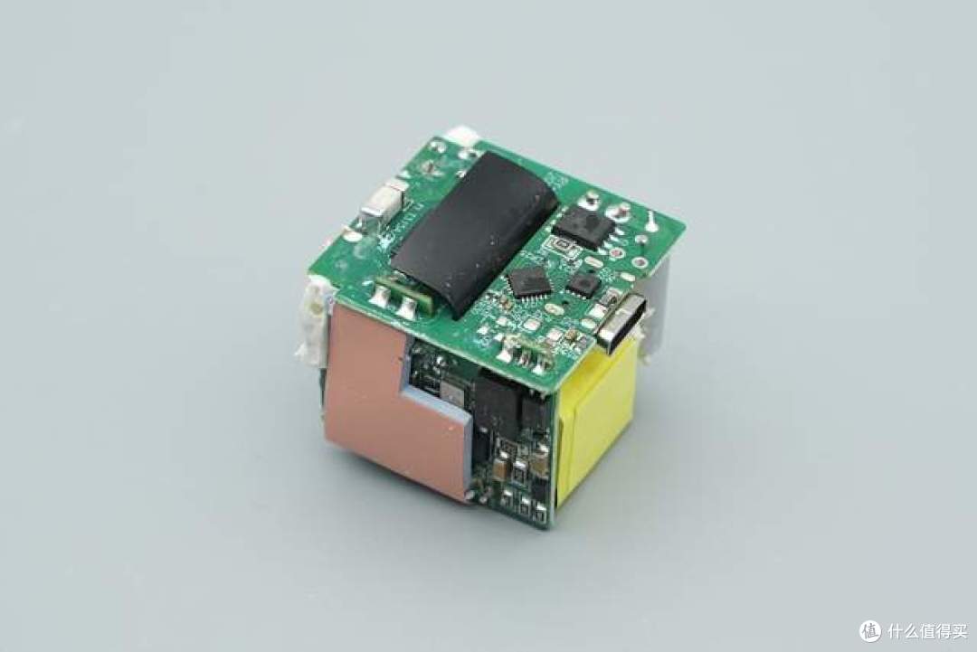 实测支持PD3.2与AVS!睿元65W单口快充拆解