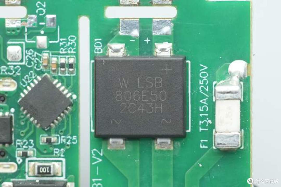实测支持PD3.2与AVS!睿元65W单口快充拆解