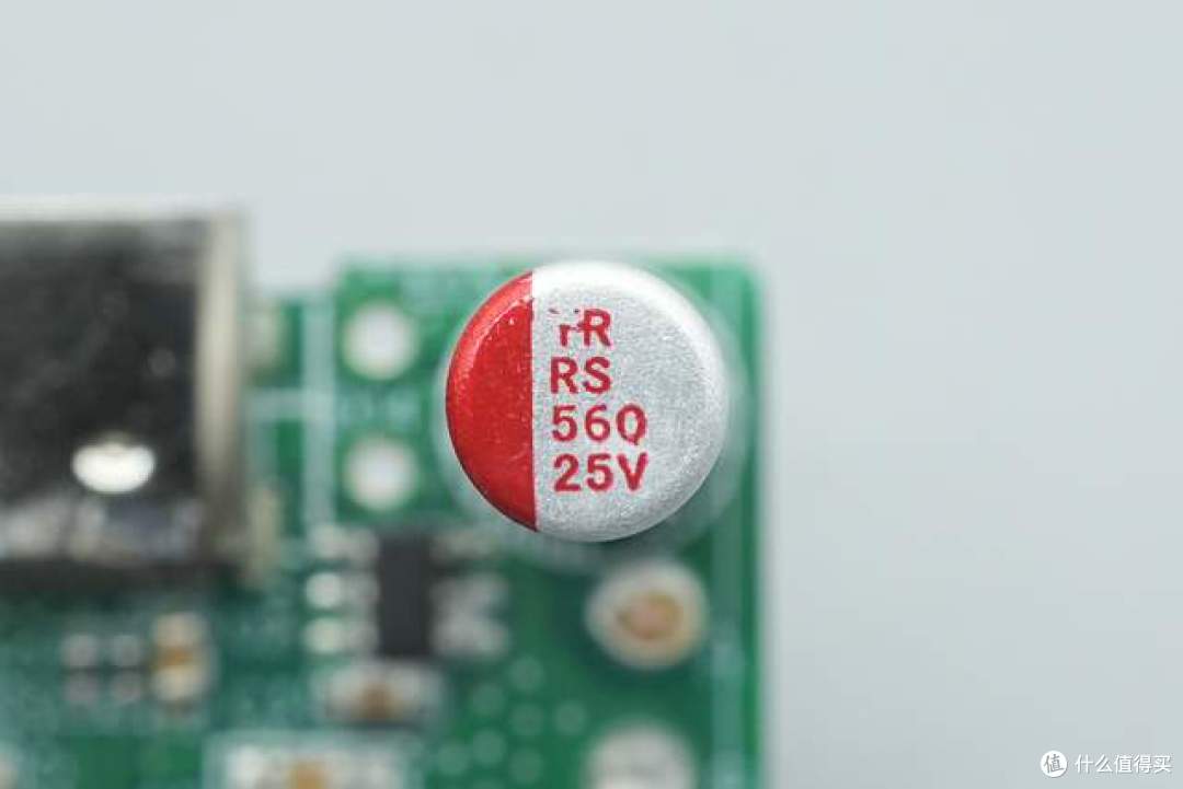 实测支持PD3.2与AVS!睿元65W单口快充拆解