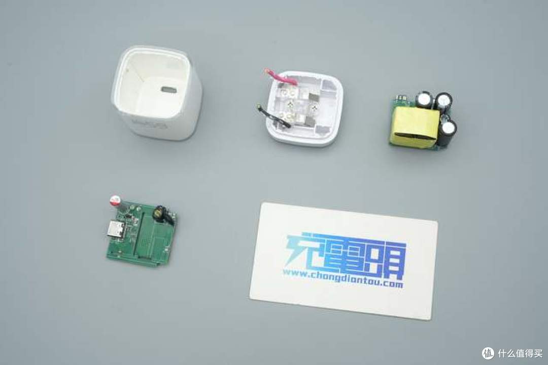 实测支持PD3.2与AVS!睿元65W单口快充拆解