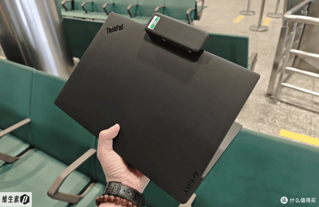 维P测评】ThinkPad X14 2026 体验高能静音轻巧独门磁吸拓展_普通笔记本