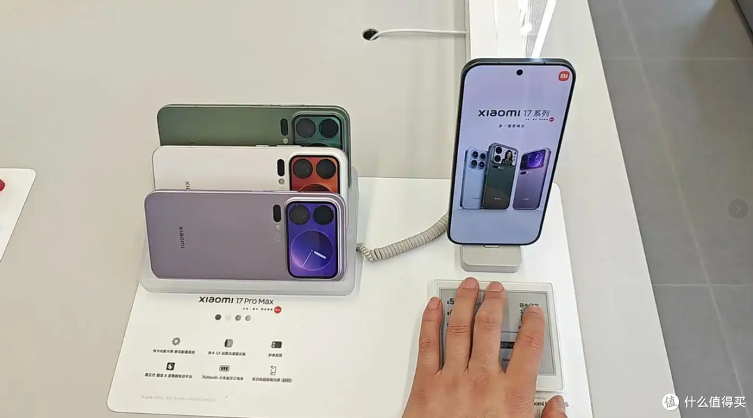 31元淘到vivo Y300 Pro 礼盒,吸管杯加胶囊伞,这不比小米香?