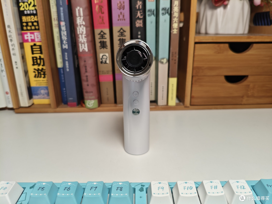 告别夏日闷热,西圣Wind S手持小风扇,多场景适用的清凉好物