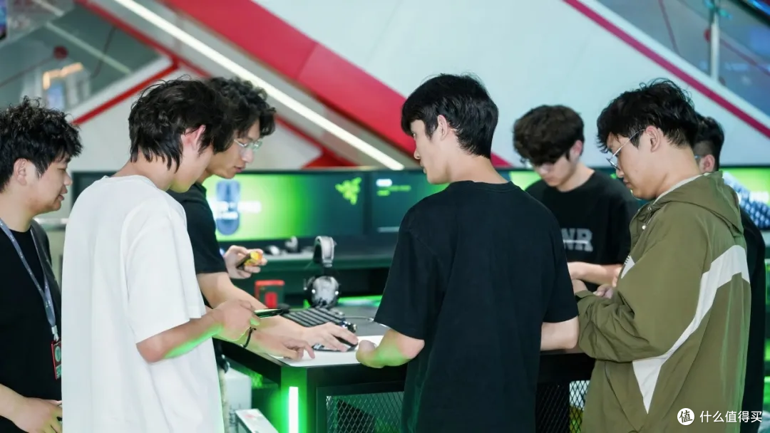 合肥玩家一站式体验雷蛇产品好去处,雷蛇官方线下体验店开业!