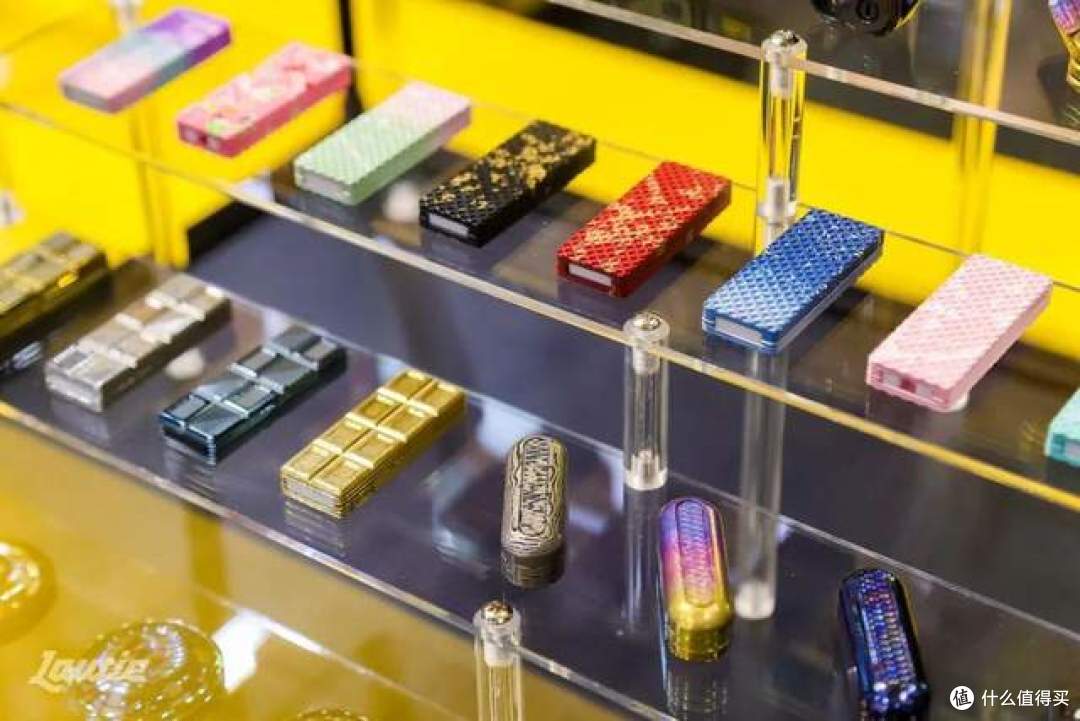 万元精工一物难求 男版泡泡玛特 EDC从小众玩物成长为千万级生意