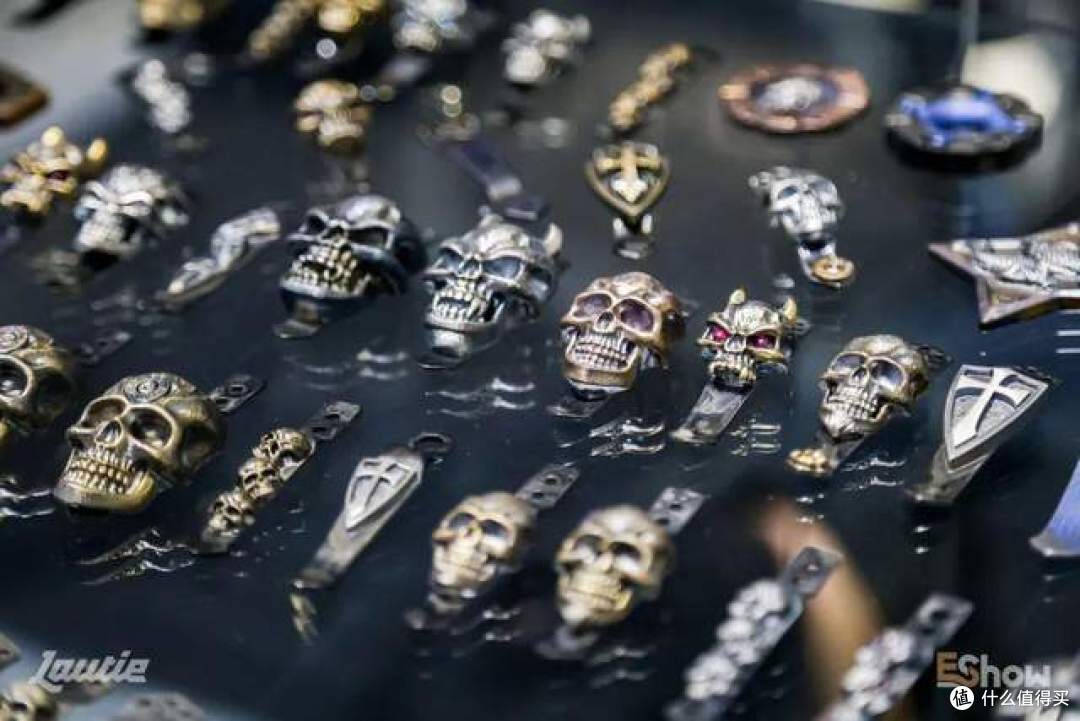 万元精工一物难求 男版泡泡玛特 EDC从小众玩物成长为千万级生意