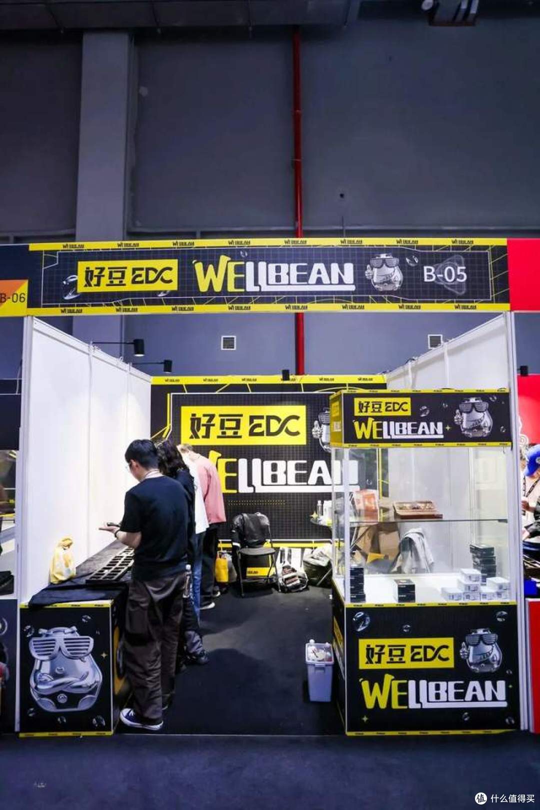 万元精工一物难求 男版泡泡玛特 EDC从小众玩物成长为千万级生意