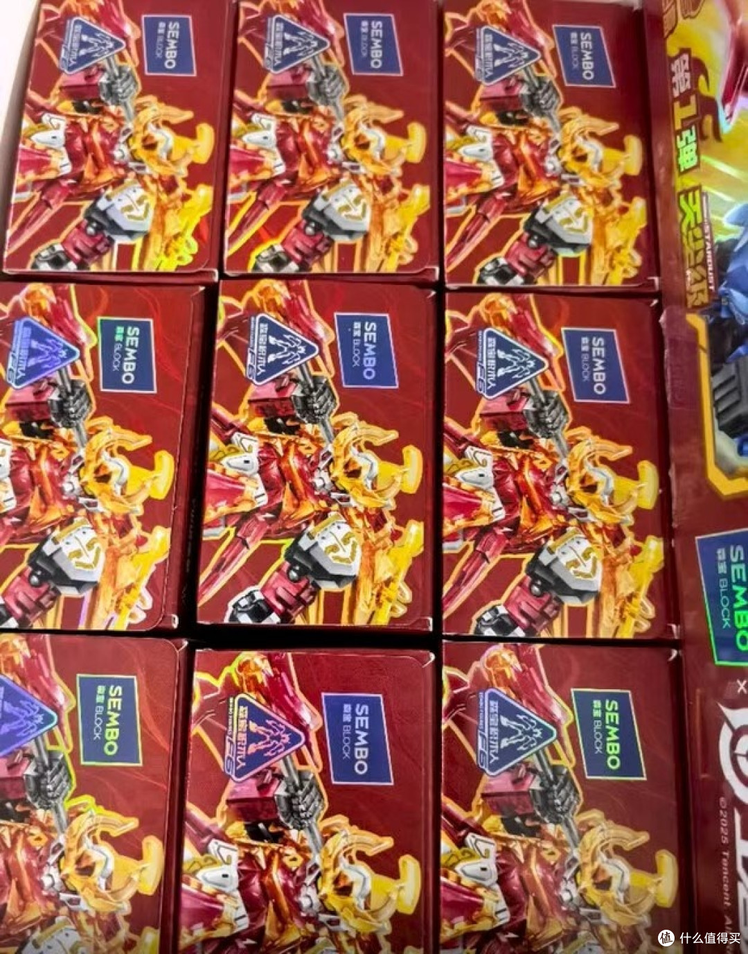 森宝×王者荣耀联名机甲,盲盒设计有何亮点?