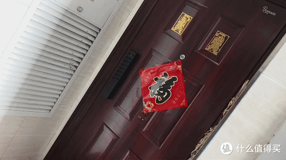 VOC T30 Max智能锁:掌静脉+人脸+指纹解锁,双摄监控安全感拉满