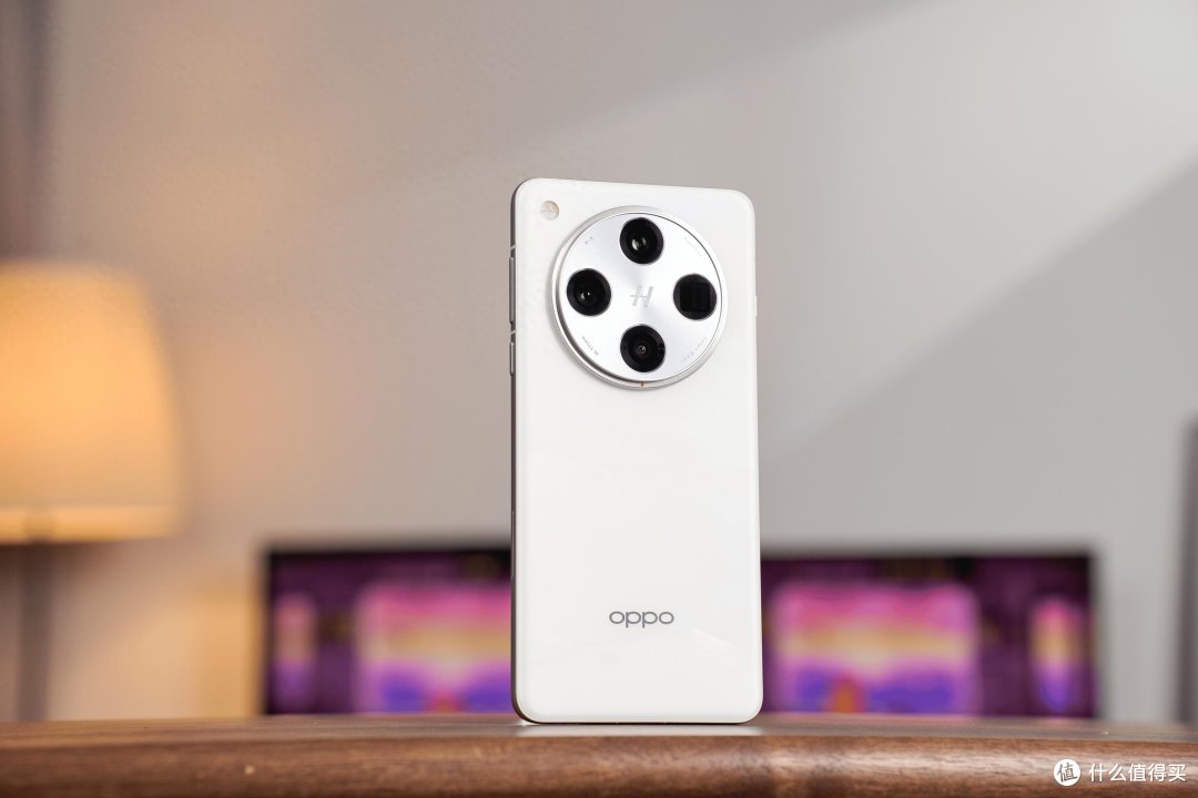 OPPO Reno16系列评测:梦核星球美学+实况影像,2999元起