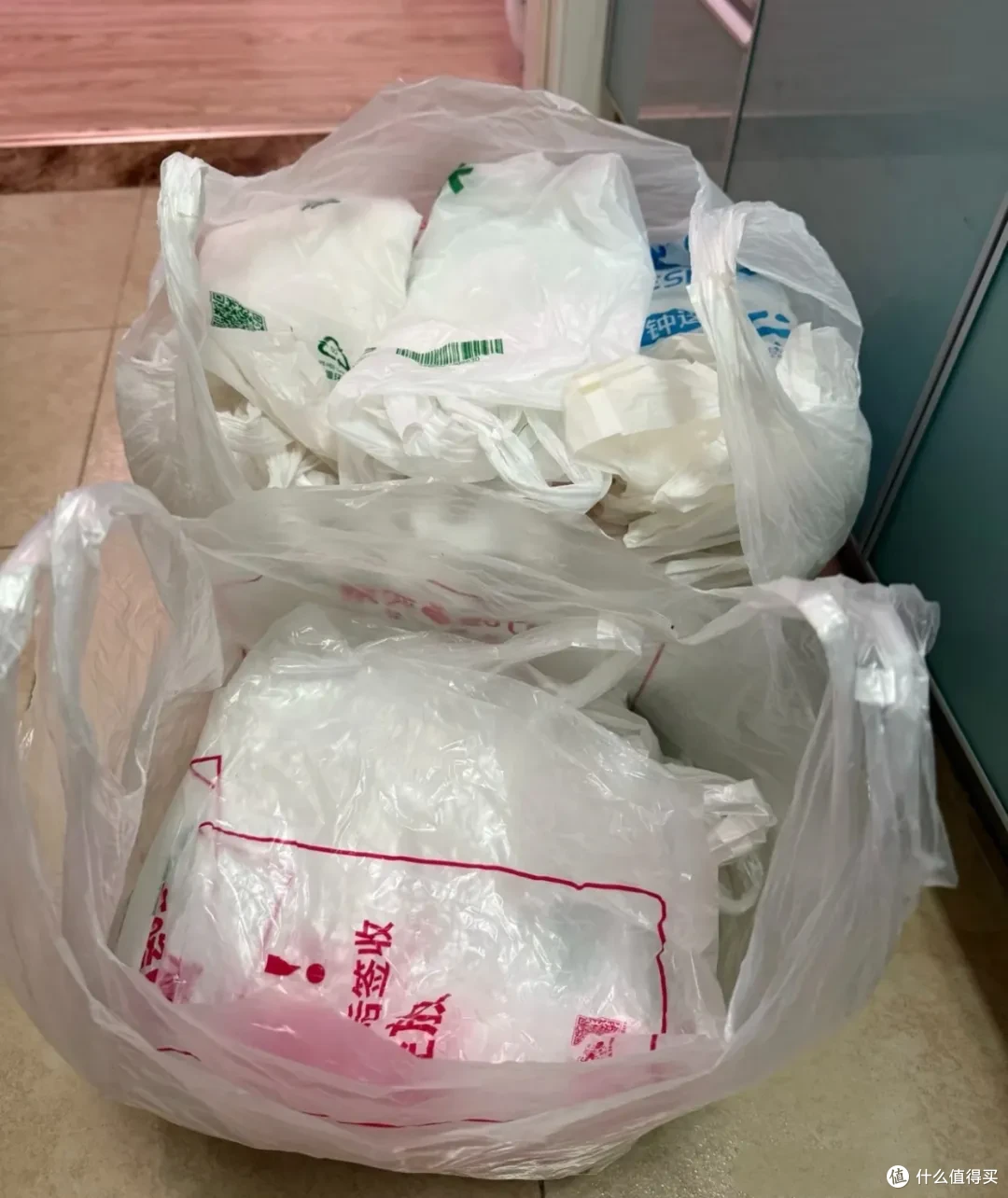当代年轻人不卷了，开始过一种很土却很养人的「老派生活」！