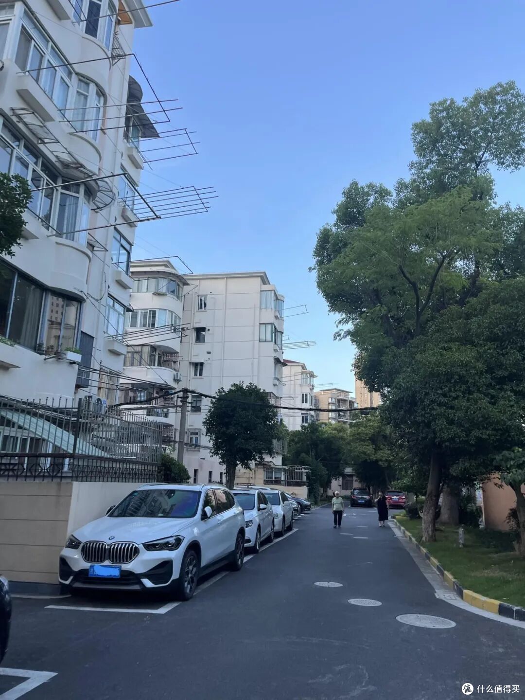 为什么“老破小”彻底火了？年轻人：5个核心理由，买得太值了！