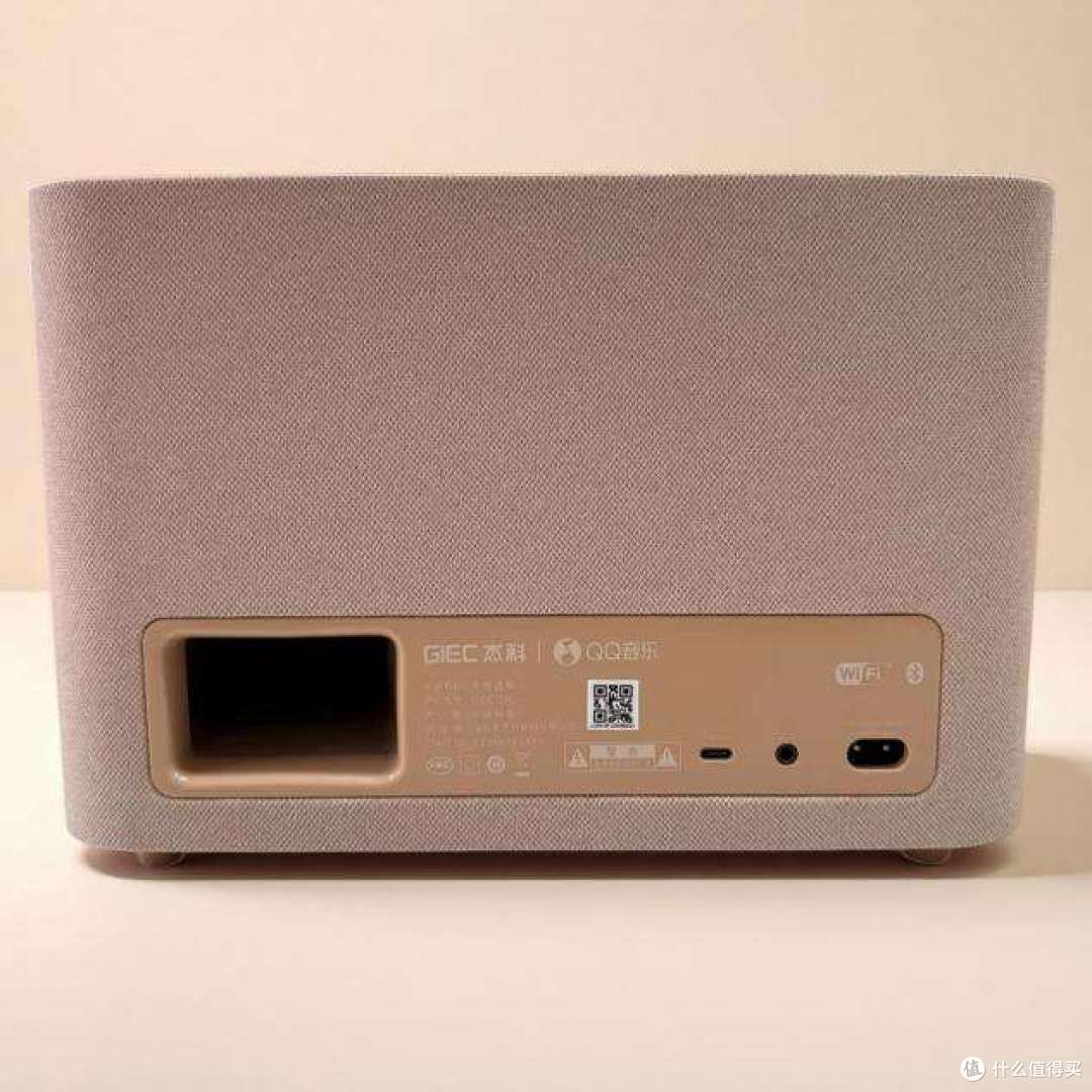 杰科Q30音箱:更好的音质、更便捷的体验,让我自在享受独处时光