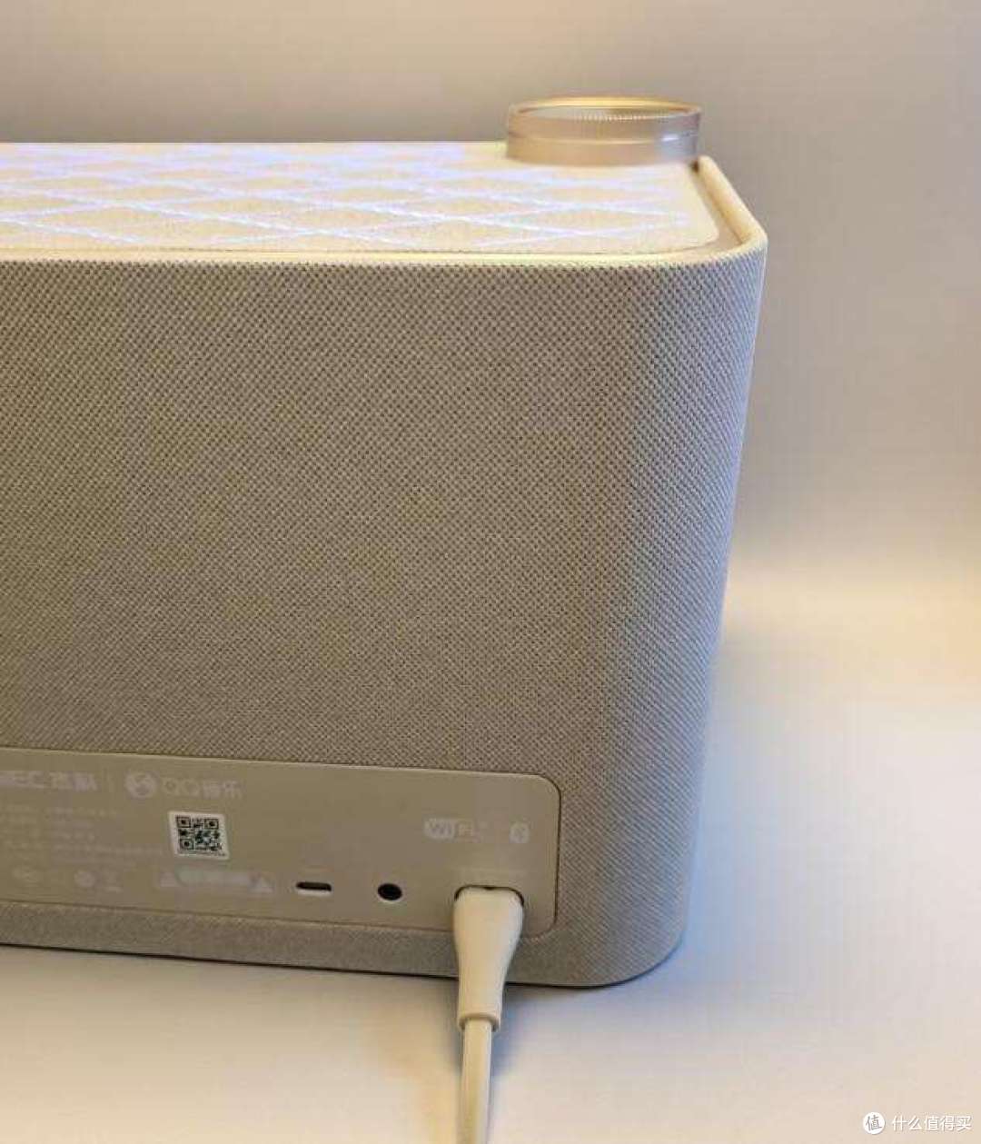 杰科Q30音箱:更好的音质、更便捷的体验,让我自在享受独处时光
